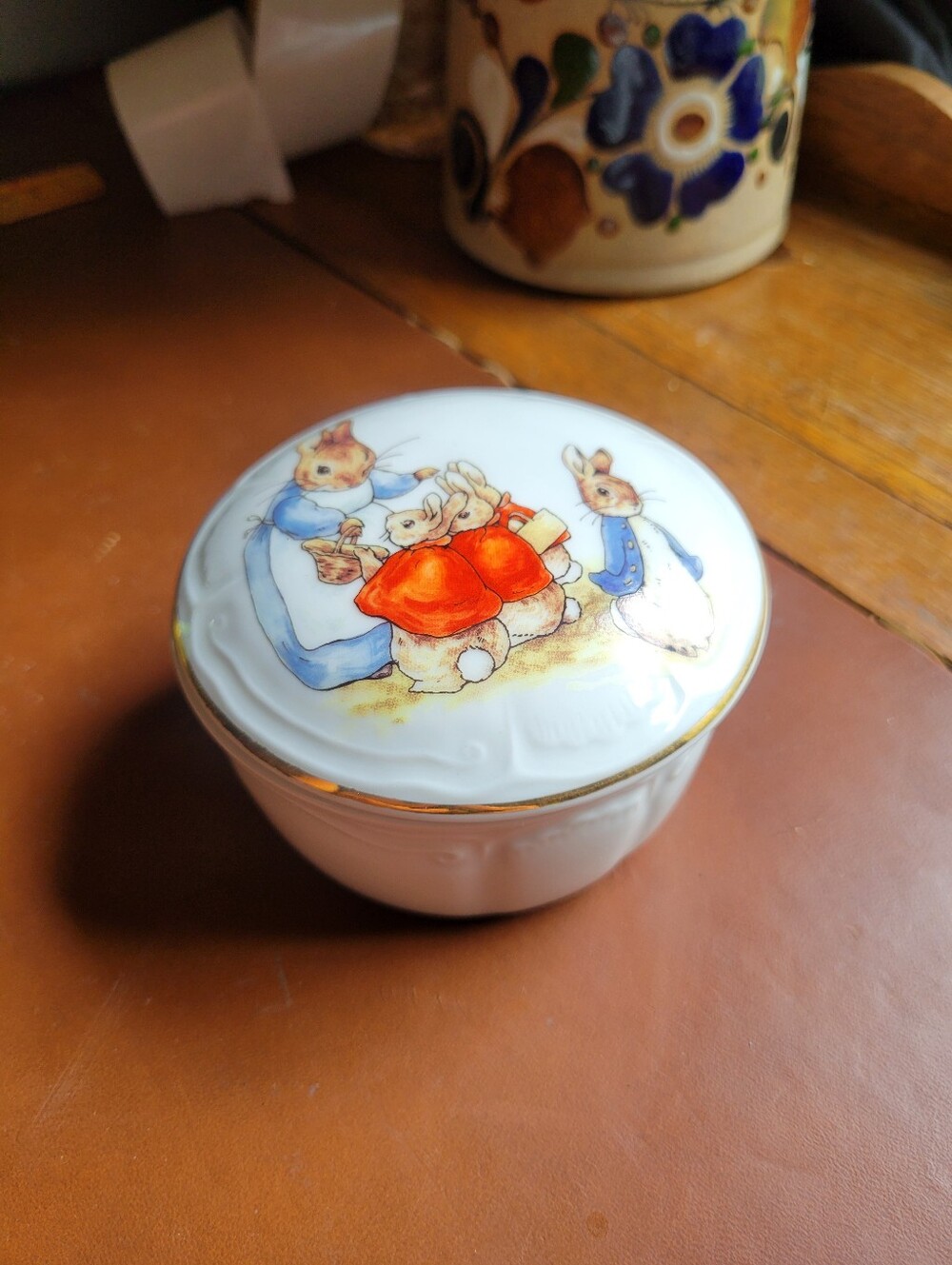 2010 Reutter Porzellan-The World Of Beatrix Potter “PETER RABBIT” Trinket Box